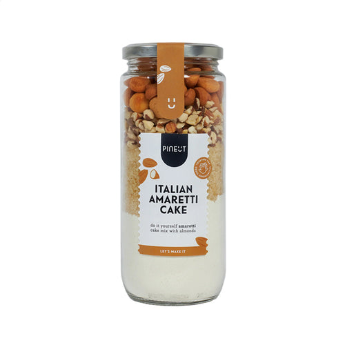 Pastel italiano de amaretti Pineut